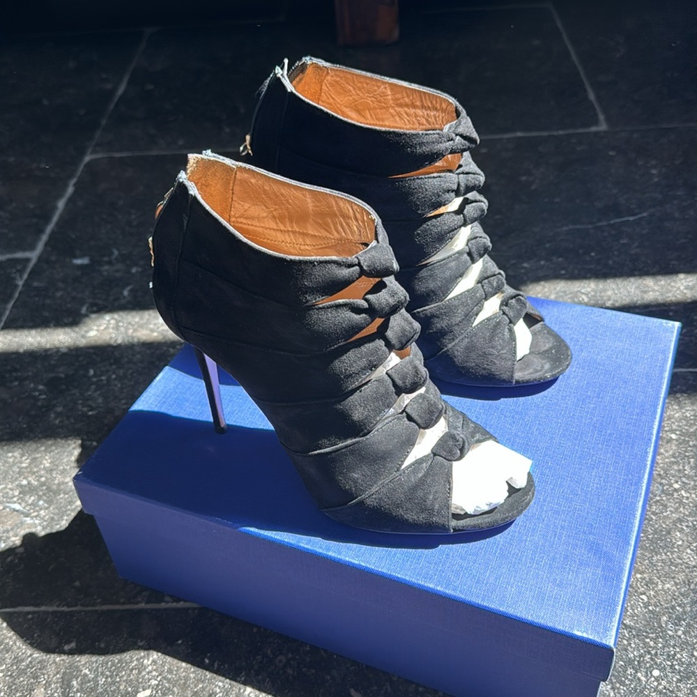 Aquazzura Firenze Nasiba Black Suede Sandal Size 38
